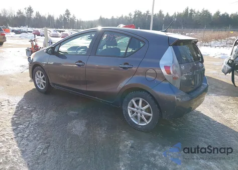 2012 Toyota Prius C Three from USA, damaged, VIN JTDKDTB34C1518732